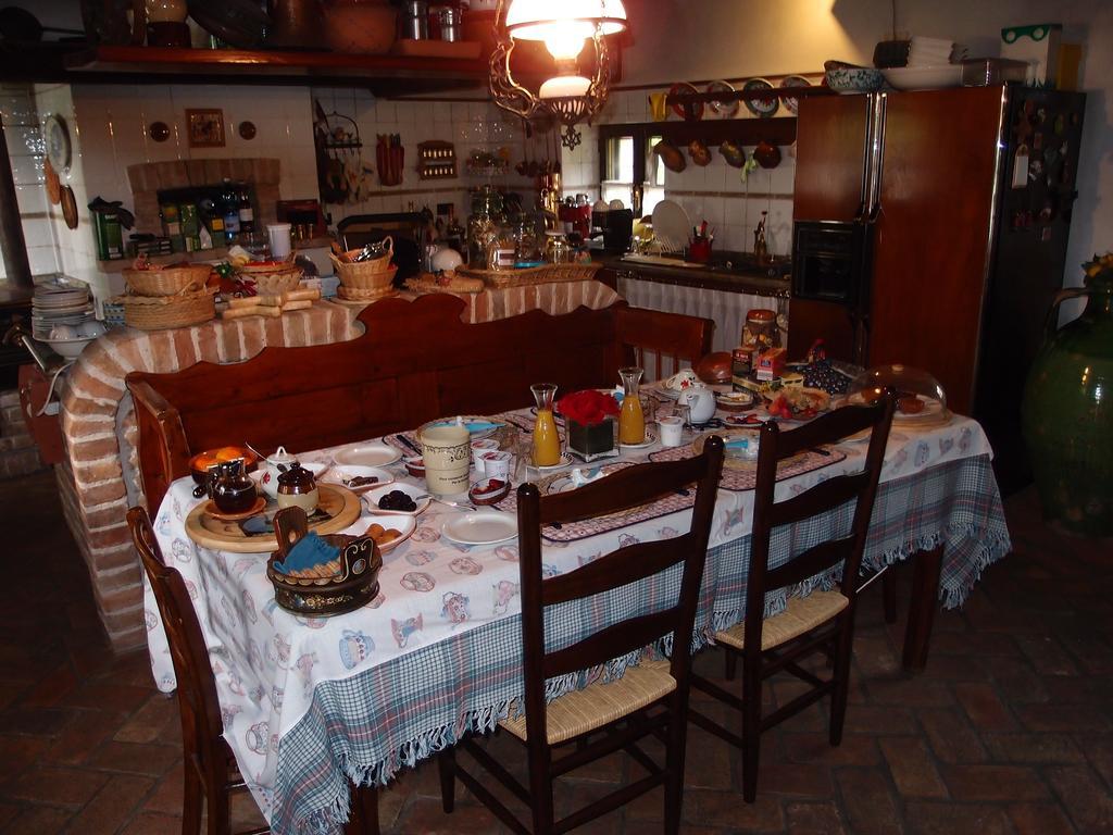 B&B Casa Medievale Del Mugnaio Strassoldo Δωμάτιο φωτογραφία